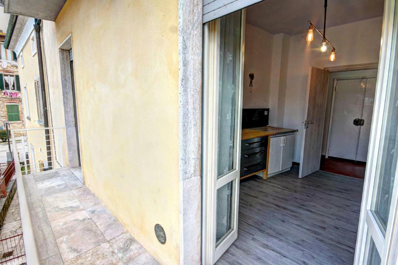 Maison Bury ราโปลาโนแตร์เม ภายนอก รูปภาพ