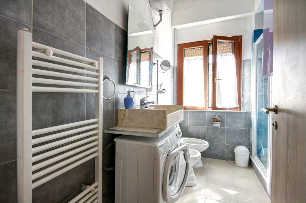 Maison Bury ราโปลาโนแตร์เม ภายนอก รูปภาพ